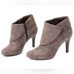 VTG K9 Rocket Dog Osha Charcoal Grey Ankle Heels Shoes Fairy Whimsy
Witchy